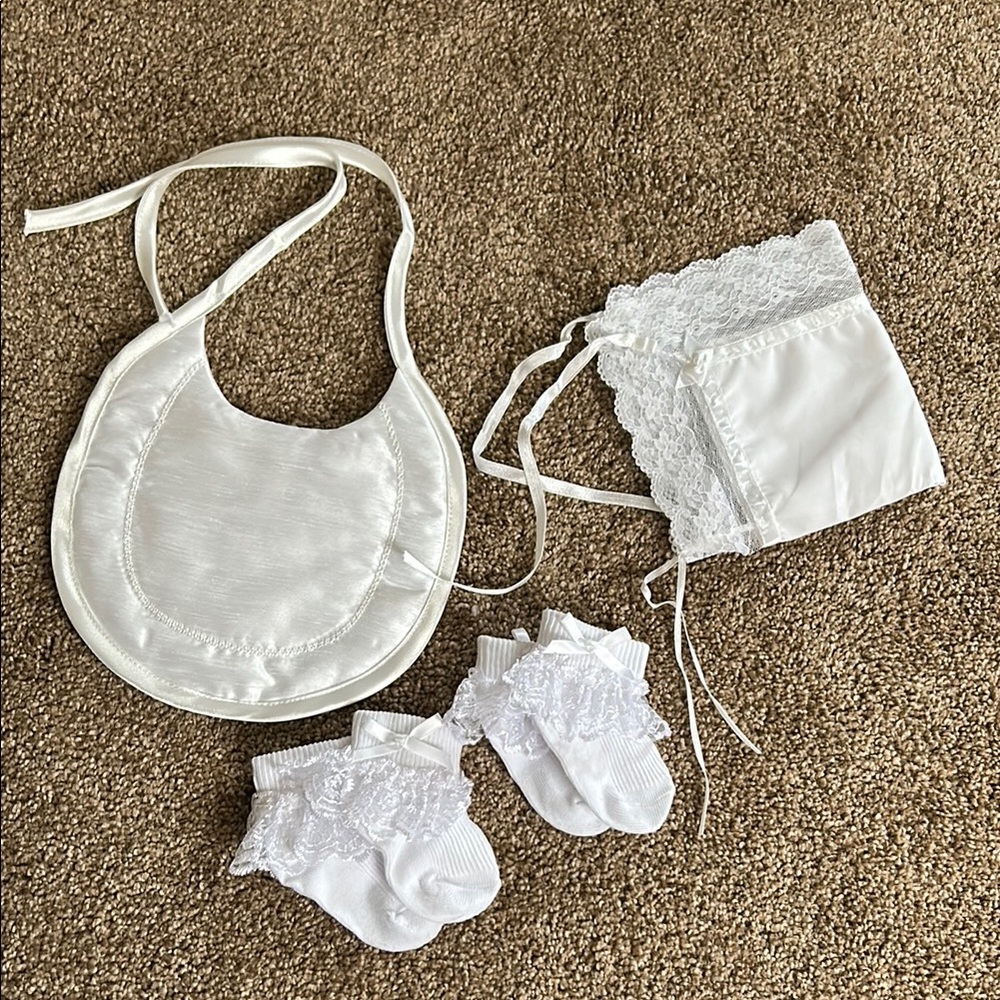 Christening / Baptism Bib Bonnet and Socks Set with Lace Details NWOT